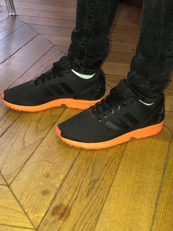 adidas zx flux noir semelle orange